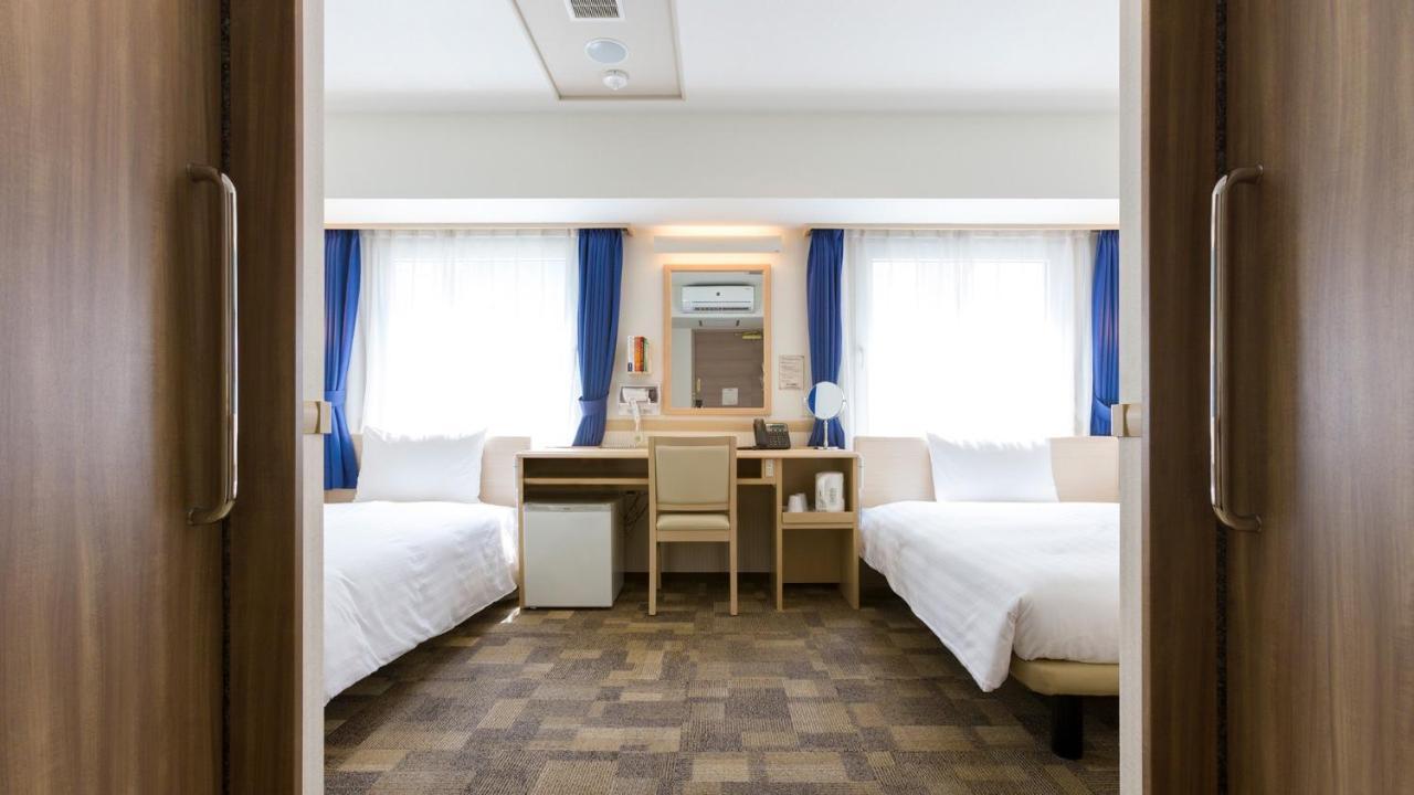 Toyoko Inn Nara Oji Eki Minami Guchi Экстерьер фото